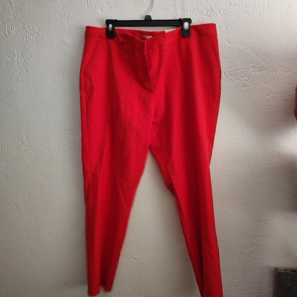 Red ♥️ Pants - Picture 4 of 8